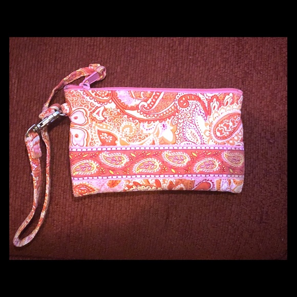 Vera Bradley Handbags - EUC Vera Bradley Wristlet 👛